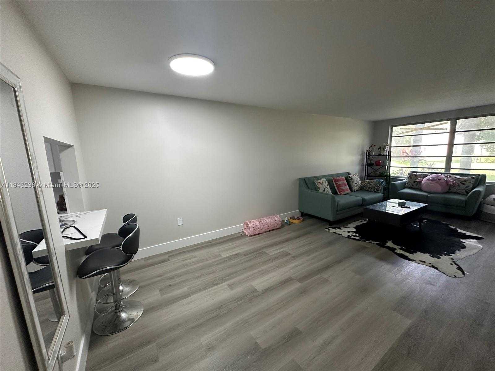 Small Image of 7500 NORTH WEST 17TH ST #102, Plantation Number 8