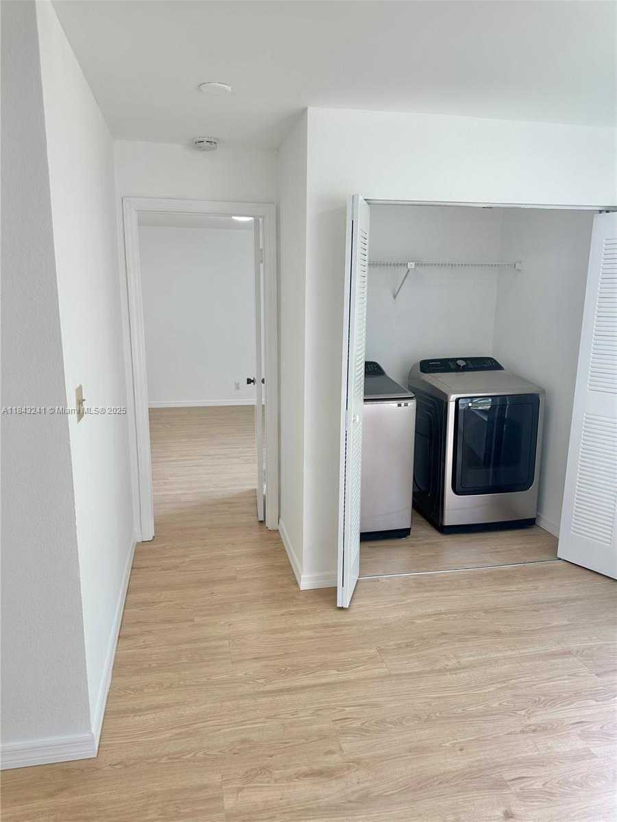 Small Image of 2846 SOUTH UNIVERSITY DR #4202, Davie Number 14