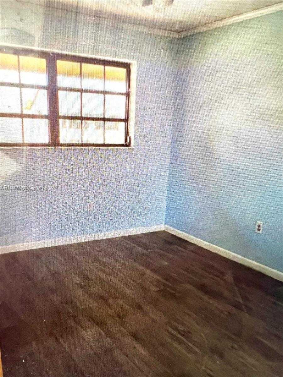 Small Image of 6022 SOUTH WEST 133RD CT, Miami Number 12