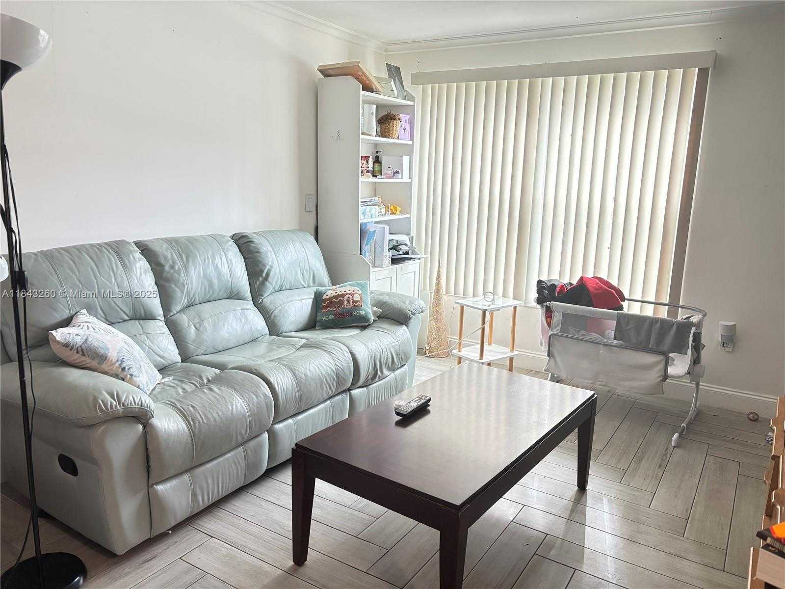 Small Image of 6022 SOUTH WEST 133RD CT, Miami Number 5