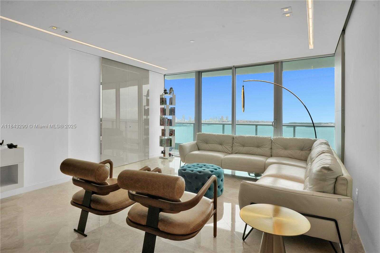 Small Image of 1331 BRICKELL BAY DR #4303, Miami Number 12