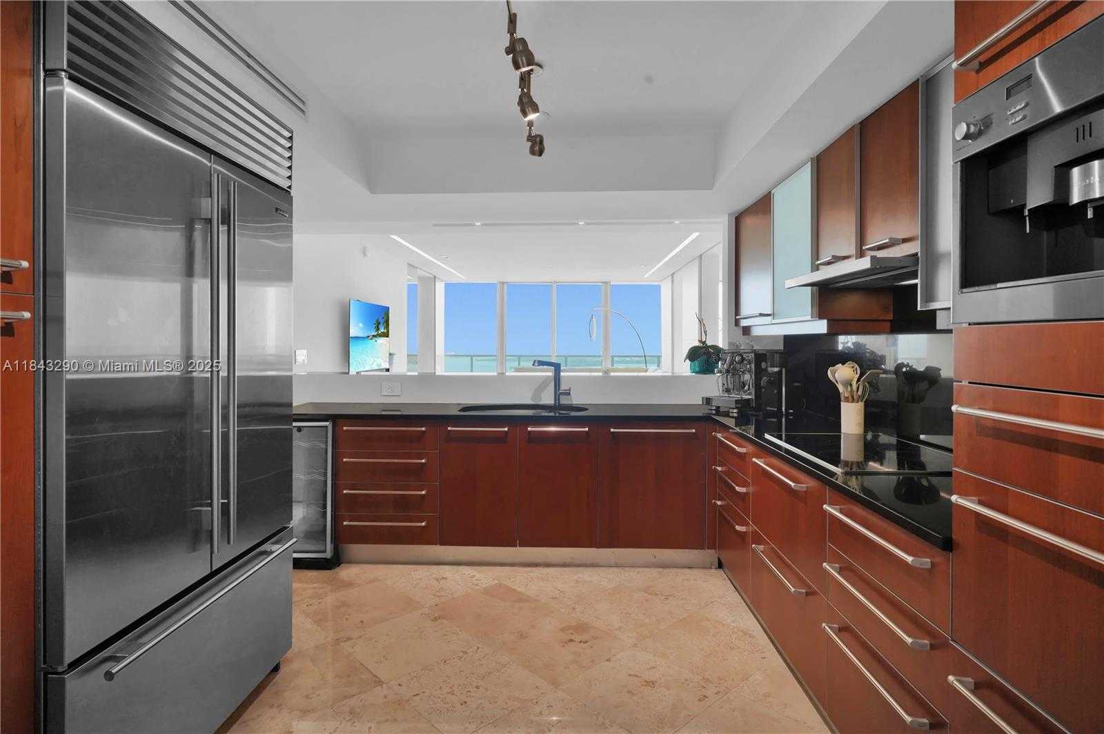 Small Image of 1331 BRICKELL BAY DR #4303, Miami Number 17