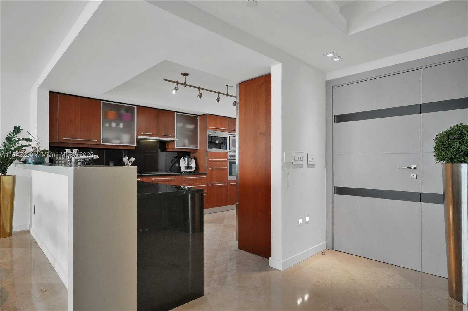 Small Image of 1331 BRICKELL BAY DR #4303, Miami Number 21