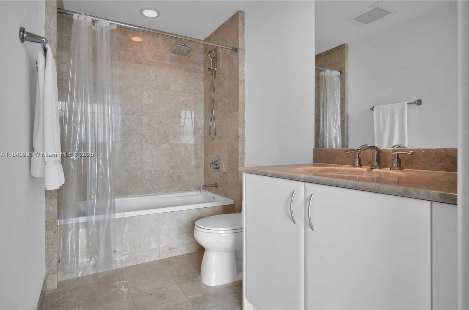 Small Image of 1331 BRICKELL BAY DR #4303, Miami Number 26