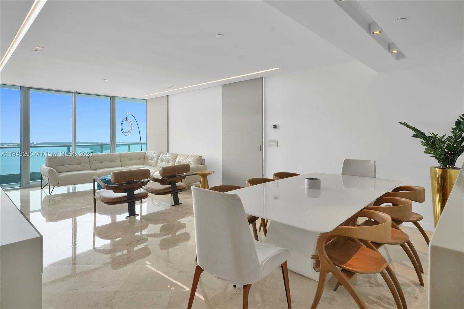 Small Image of 1331 BRICKELL BAY DR #4303, Miami Number 4