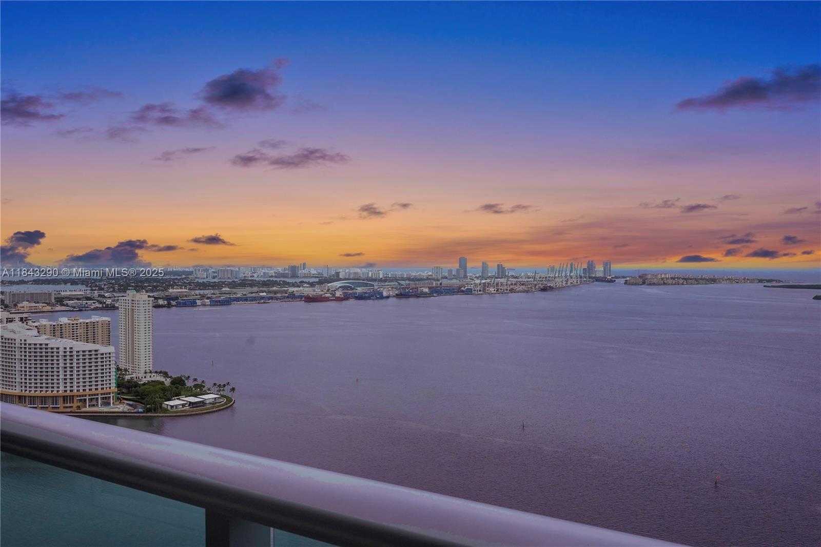 Small Image of 1331 BRICKELL BAY DR #4303, Miami Number 40