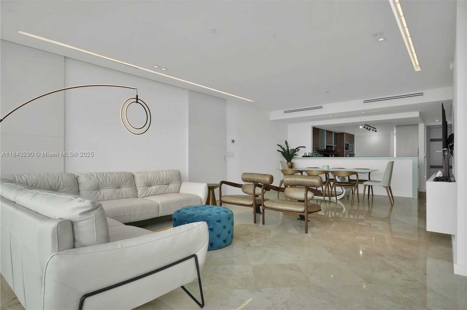 Small Image of 1331 BRICKELL BAY DR #4303, Miami Number 8