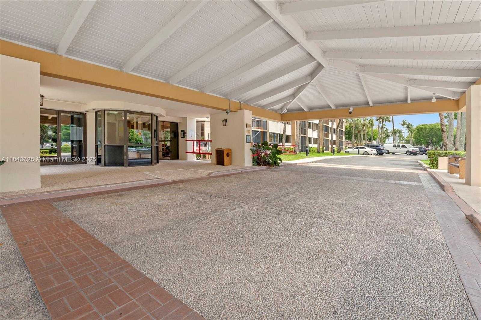 Small Image of 9735 NORTH WEST 52ND ST #115, Doral Number 2
