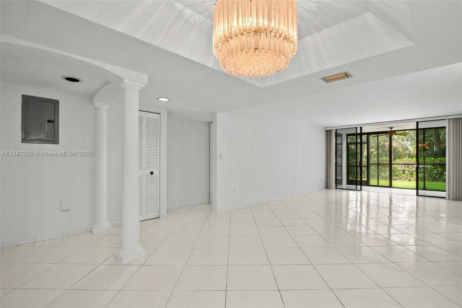 Small Image of 9735 NORTH WEST 52ND ST #115, Doral Number 4