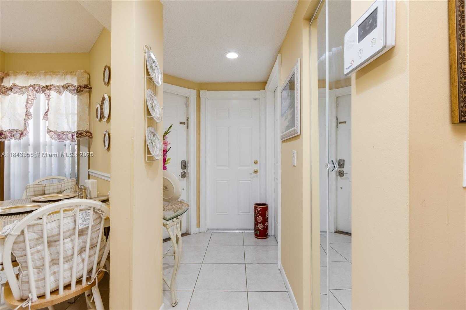 Small Image of 8191 SOUTHGATE BLVD #8191, North Lauderdale Number 4