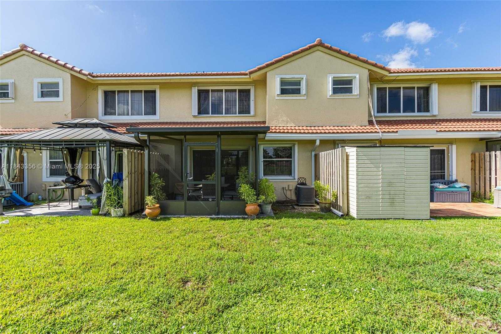 Small Image of 8191 SOUTHGATE BLVD #8191, North Lauderdale Number 41