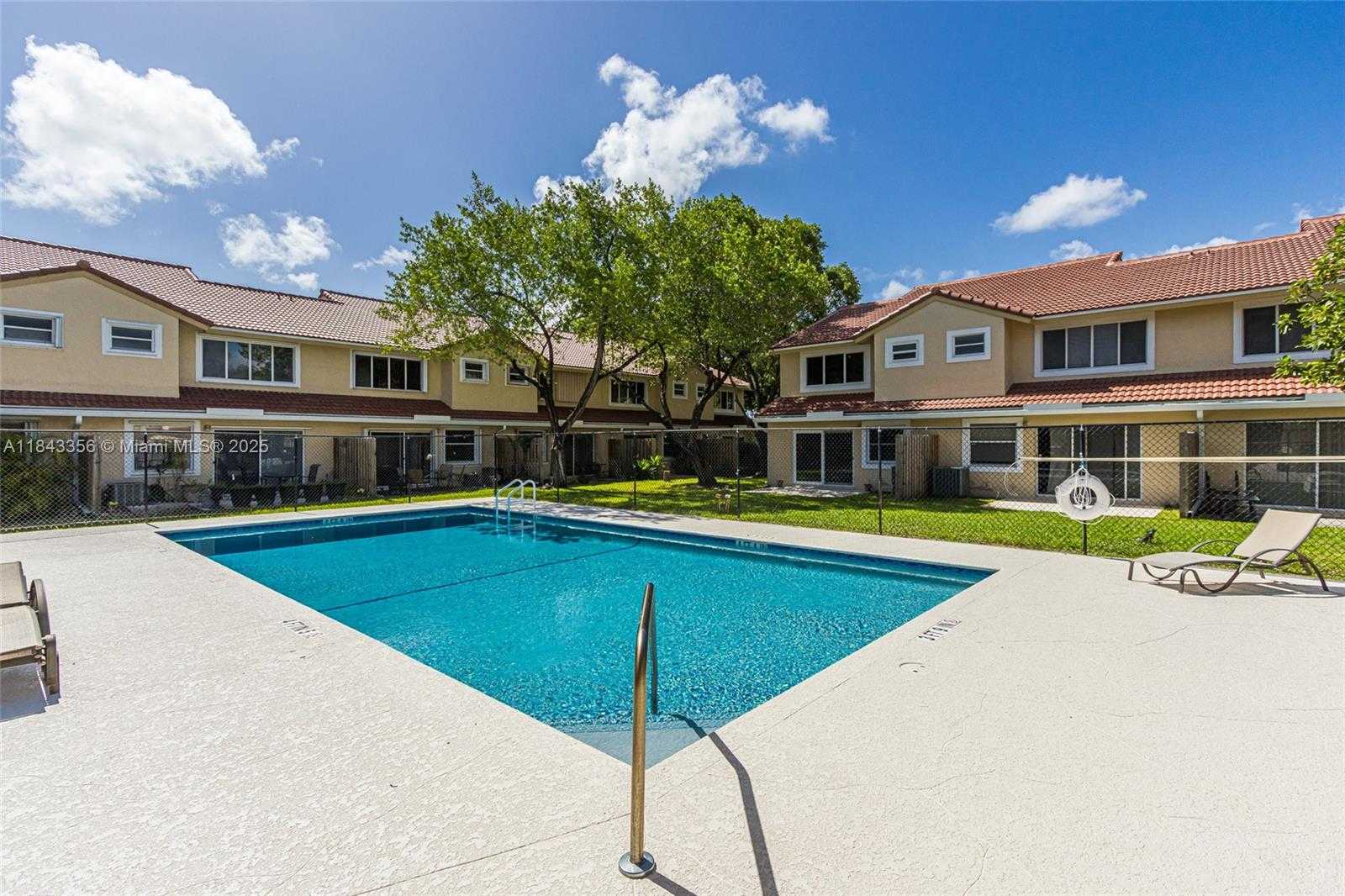 Small Image of 8191 SOUTHGATE BLVD #8191, North Lauderdale Number 43