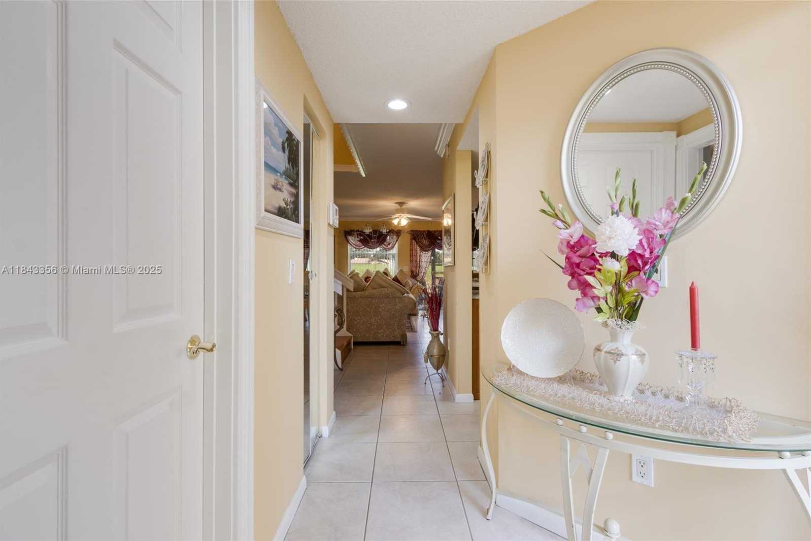 Small Image of 8191 SOUTHGATE BLVD #8191, North Lauderdale Number 6