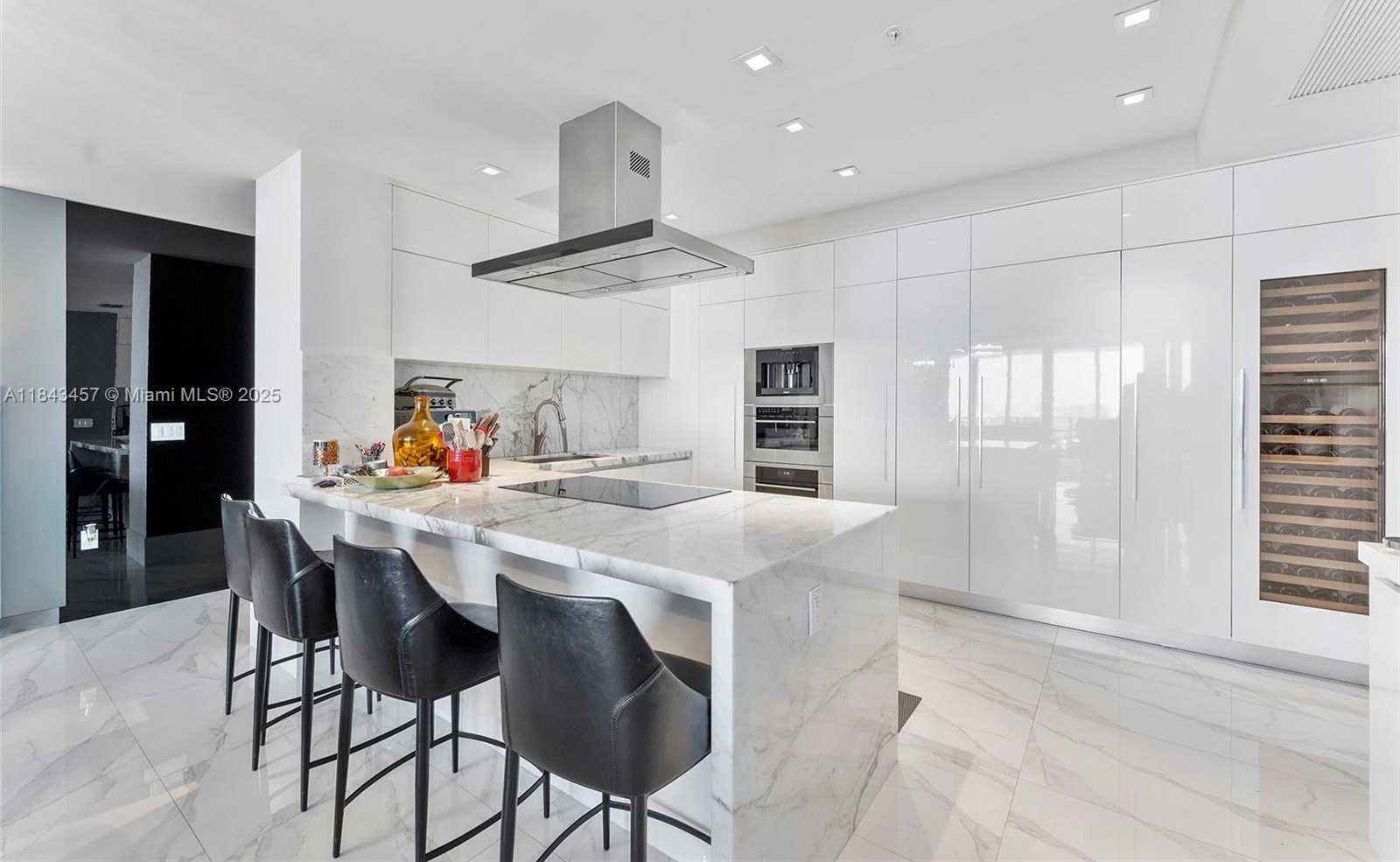 Small Image of 330 SUNNY ISLES BLVD #5-LPH03, Sunny Isles Beach Number 19