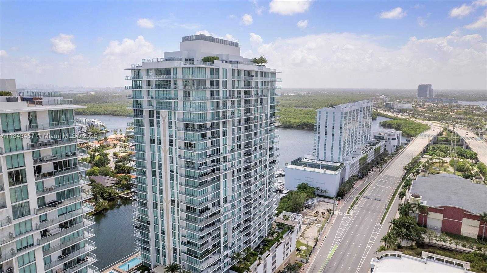 Small Image of 330 SUNNY ISLES BLVD #5-LPH03, Sunny Isles Beach Number 3