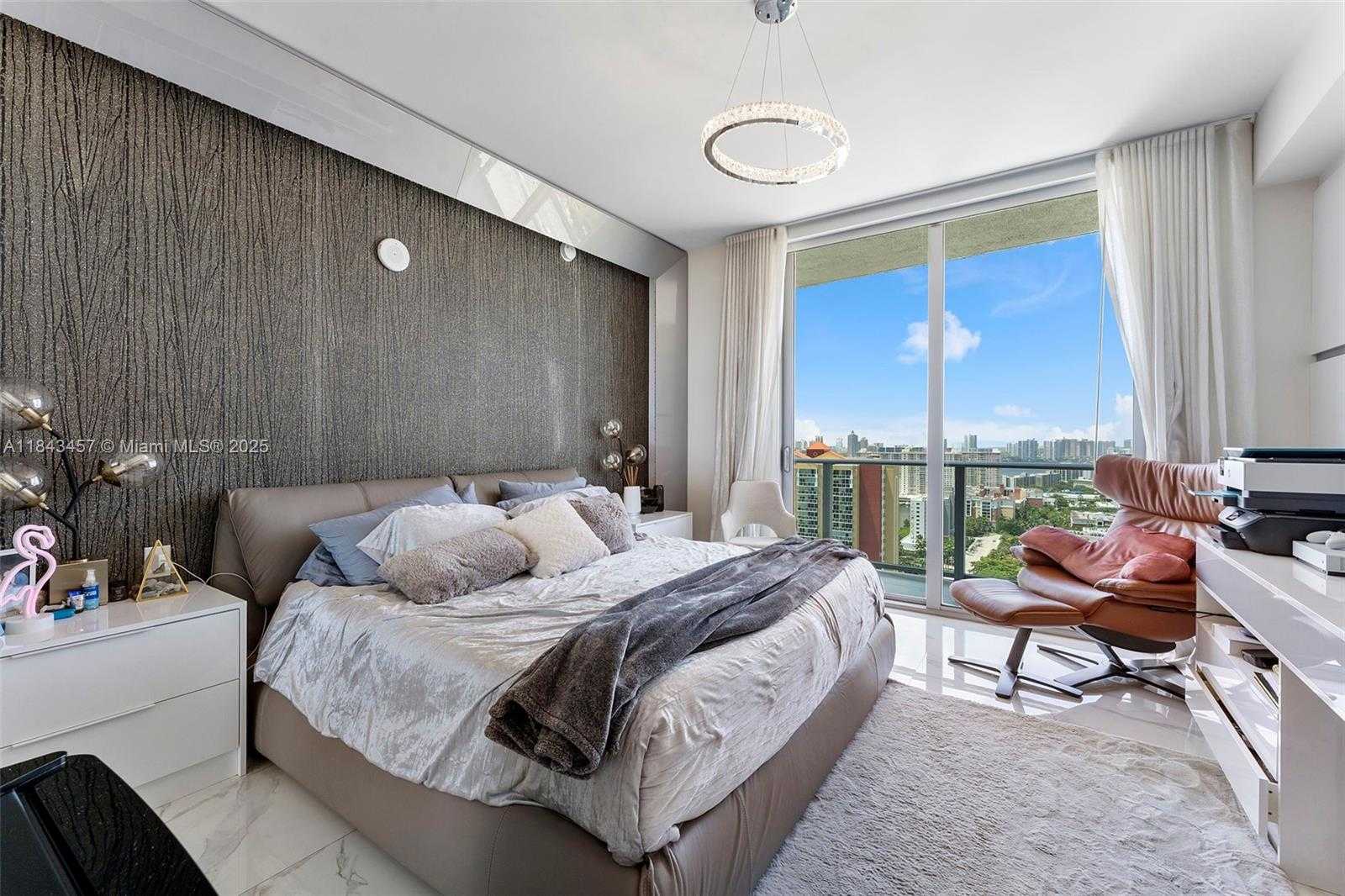 Small Image of 330 SUNNY ISLES BLVD #5-LPH03, Sunny Isles Beach Number 38