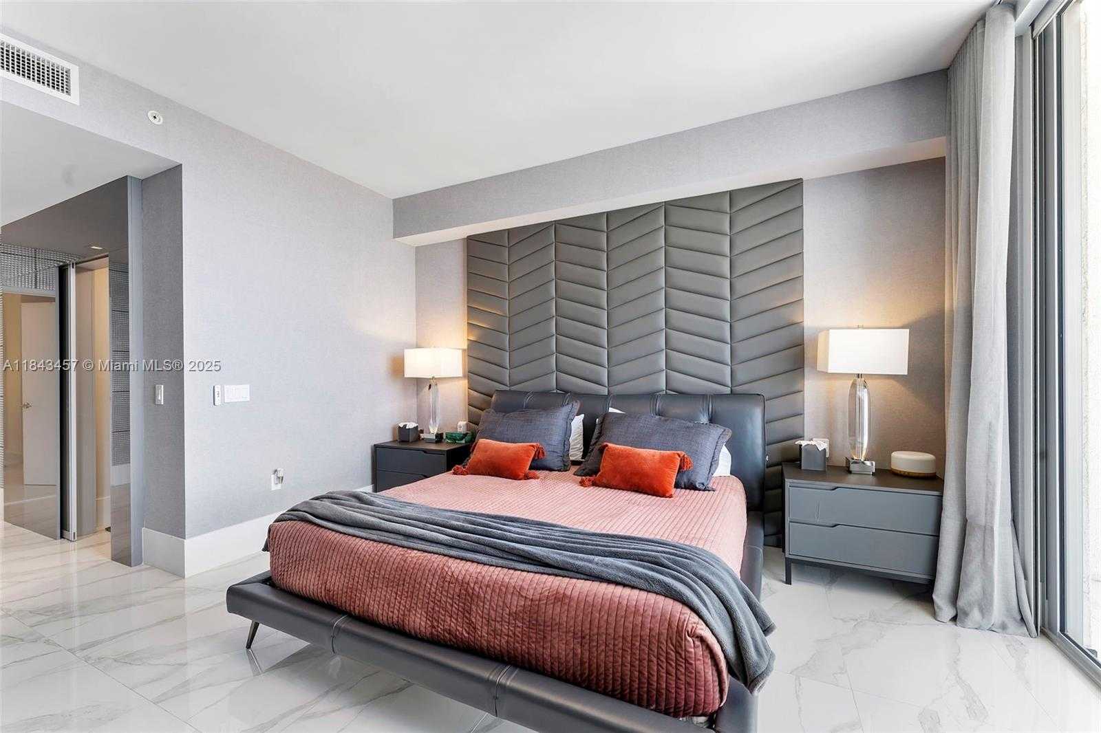 Small Image of 330 SUNNY ISLES BLVD #5-LPH03, Sunny Isles Beach Number 41