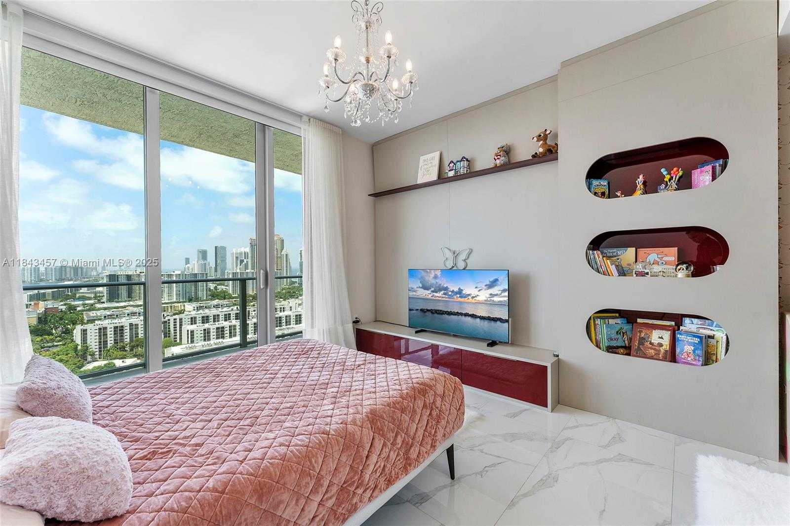 Small Image of 330 SUNNY ISLES BLVD #5-LPH03, Sunny Isles Beach Number 44