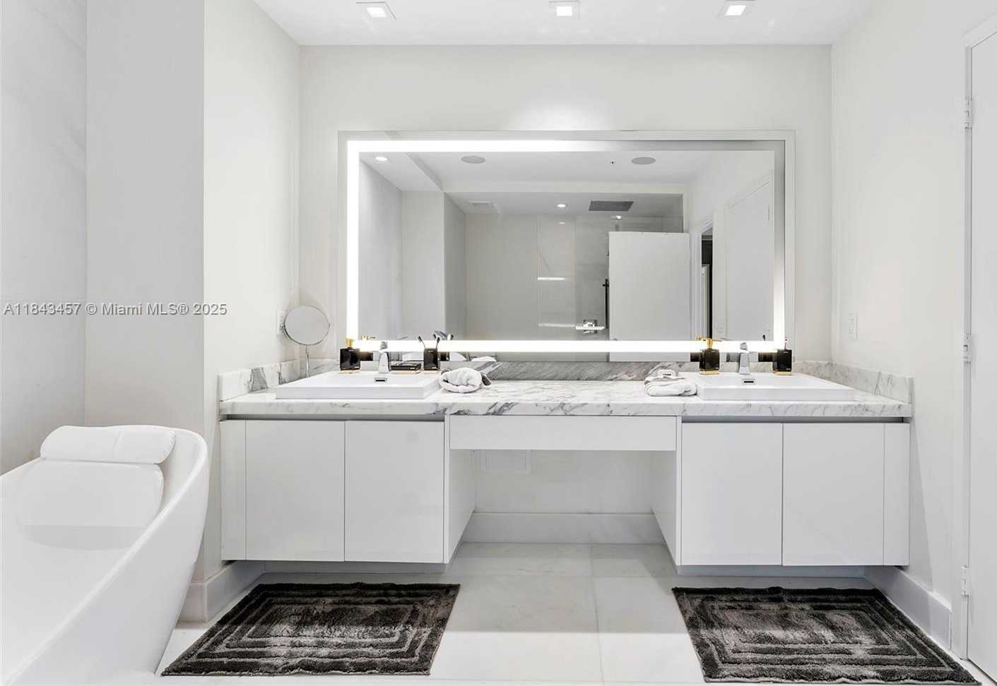 Small Image of 330 SUNNY ISLES BLVD #5-LPH03, Sunny Isles Beach Number 47