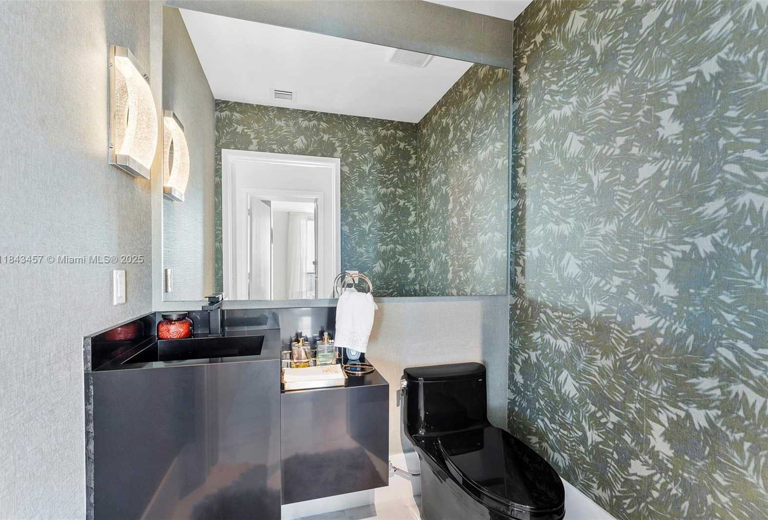 Small Image of 330 SUNNY ISLES BLVD #5-LPH03, Sunny Isles Beach Number 52