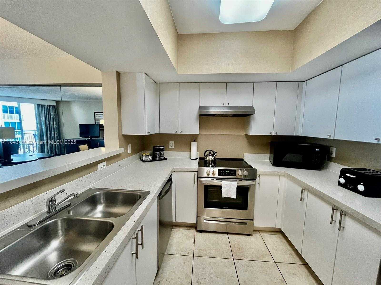 Small Image of 17375 COLLINS AVE #805, Sunny Isles Beach Number 14