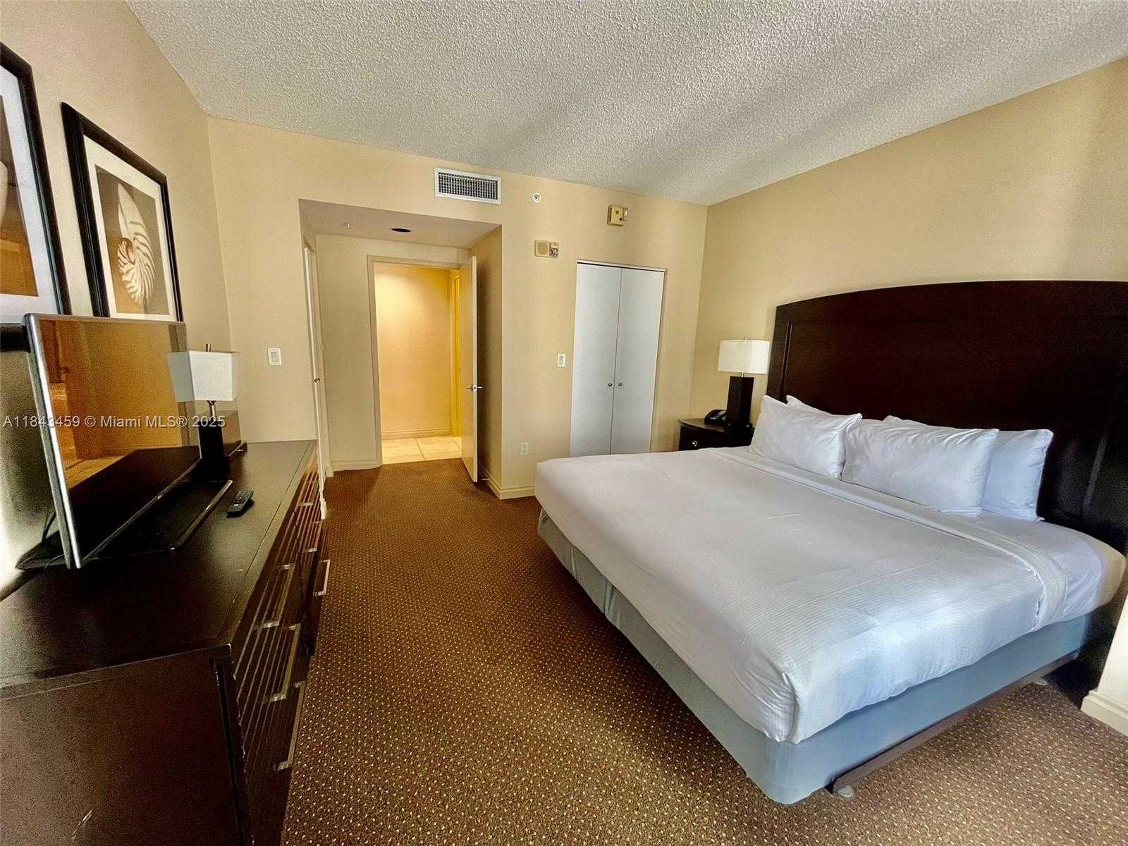 Small Image of 17375 COLLINS AVE #805, Sunny Isles Beach Number 23