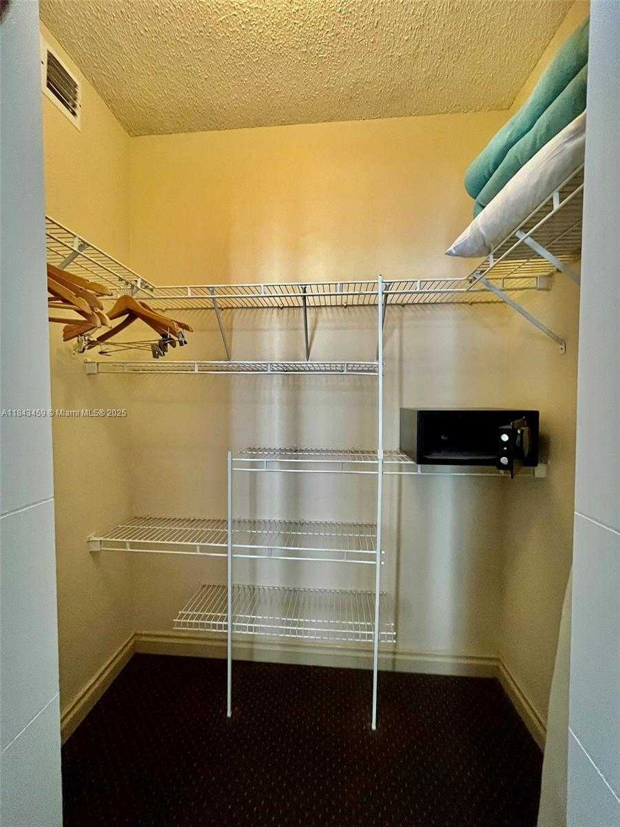 Small Image of 17375 COLLINS AVE #805, Sunny Isles Beach Number 25