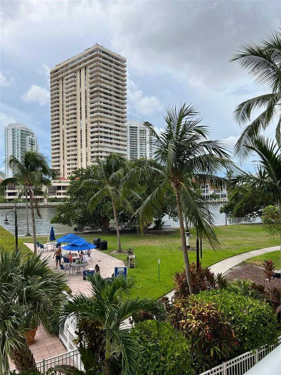 Small Image of 19390 COLLINS AVE #207, Sunny Isles Beach Number 6