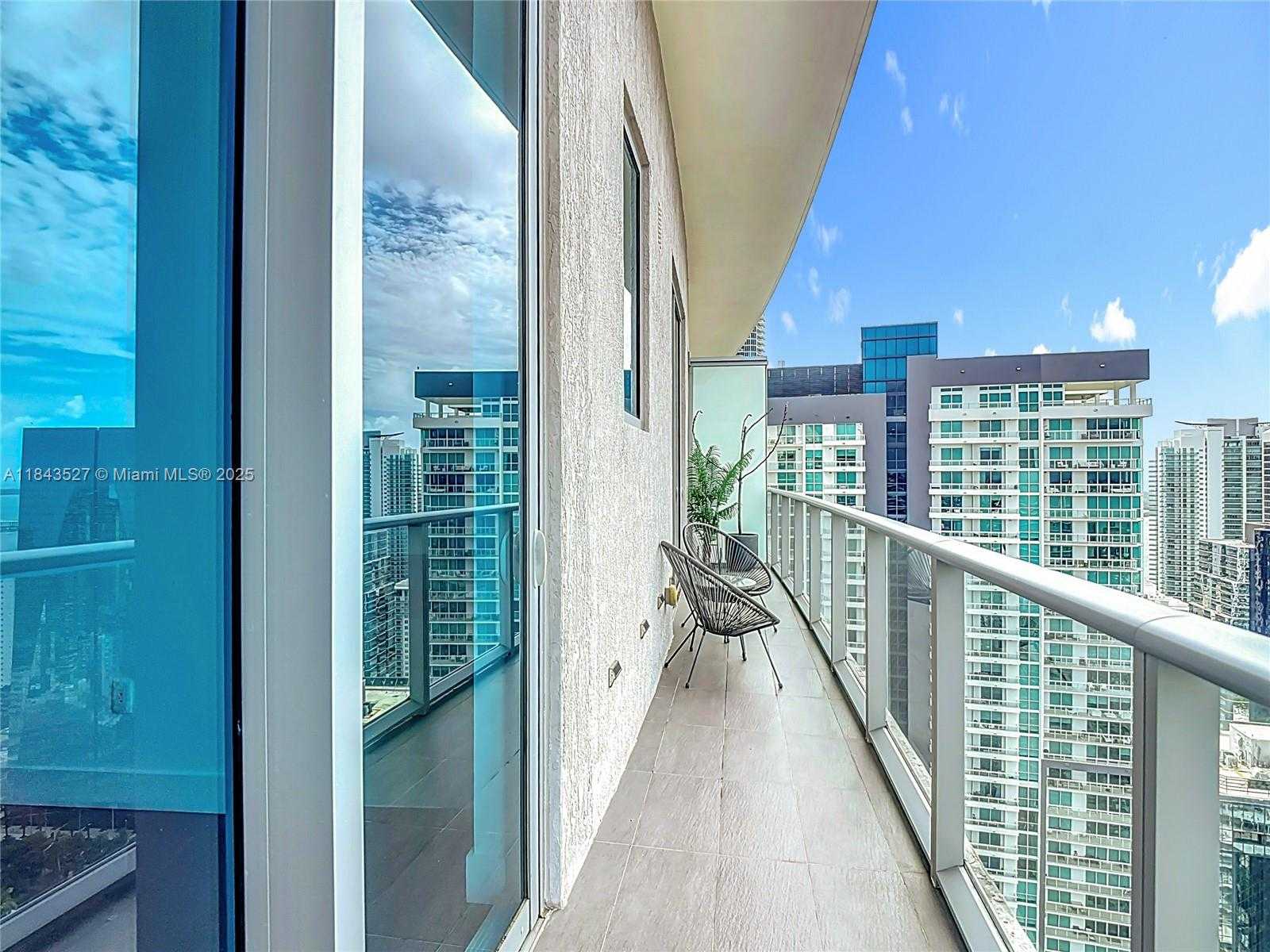 Small Image of 1100 SOUTH MIAMI AVE #4204, Miami Number 26