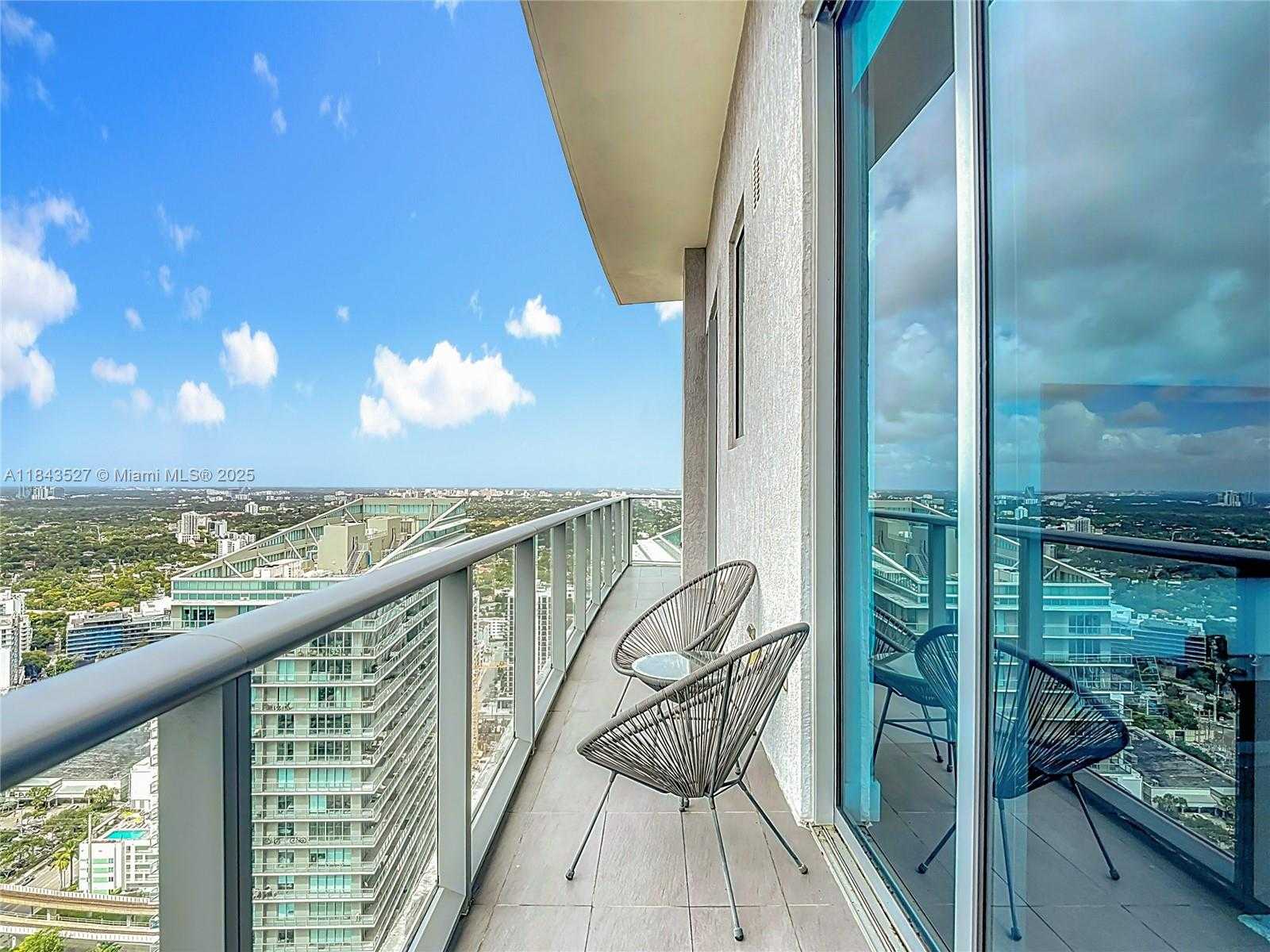 Small Image of 1100 SOUTH MIAMI AVE #4204, Miami Number 27