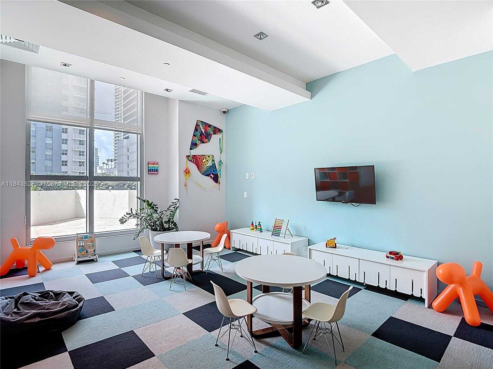 Small Image of 1100 SOUTH MIAMI AVE #4204, Miami Number 41