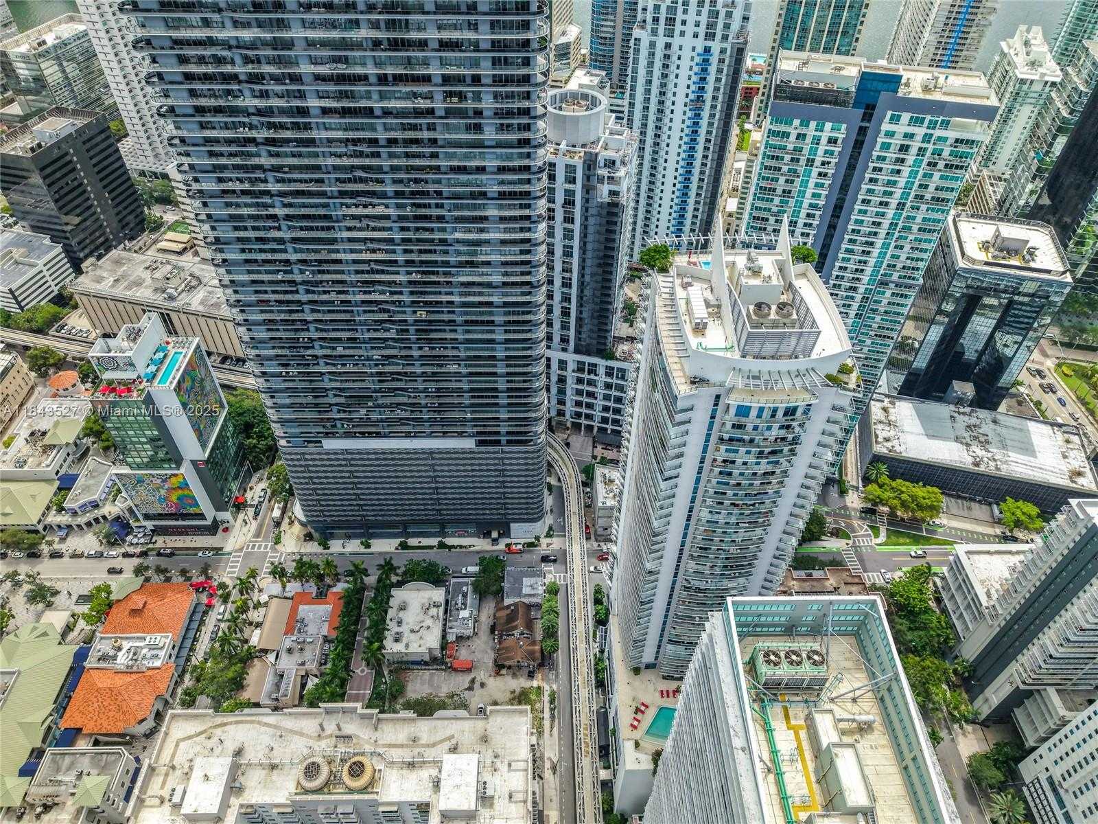 Small Image of 1100 SOUTH MIAMI AVE #4204, Miami Number 56