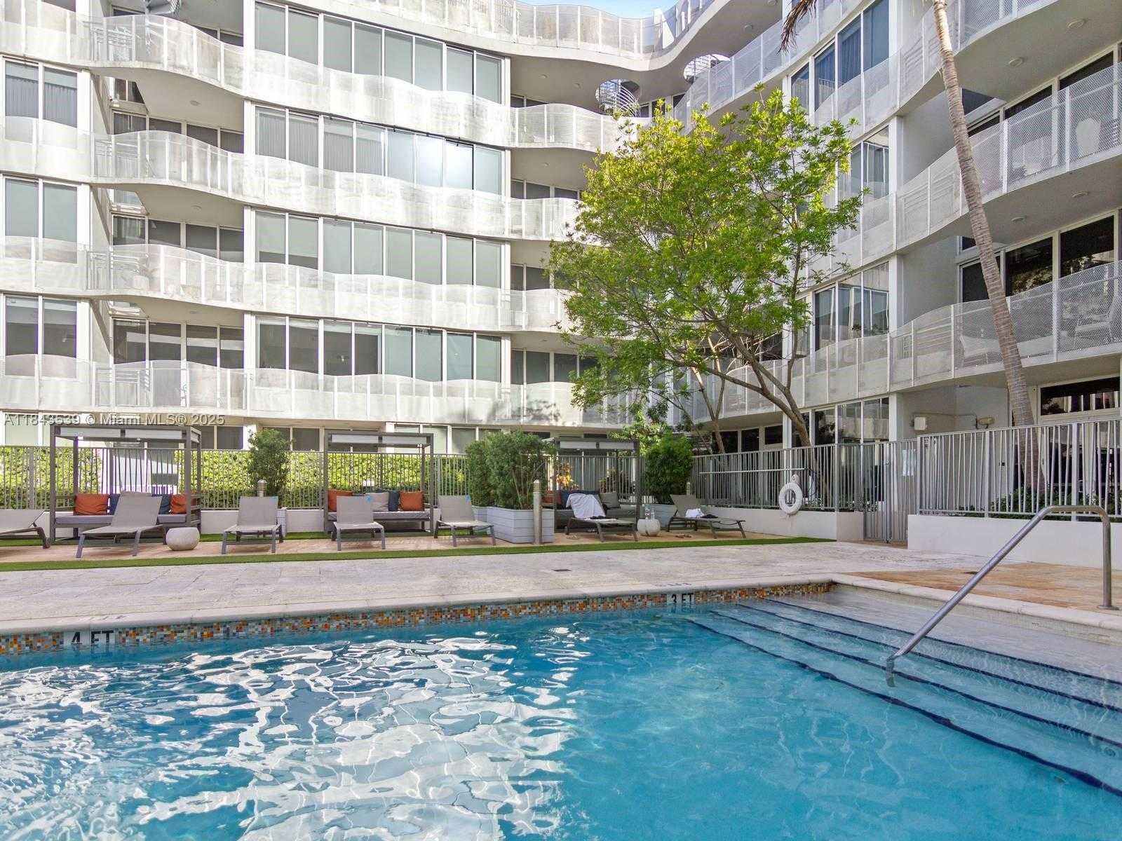 Small Image of 2100 PARK AVE #302, Miami Beach Number 31