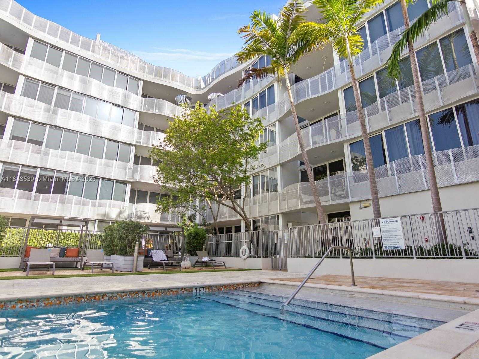 Small Image of 2100 PARK AVE #302, Miami Beach Number 32