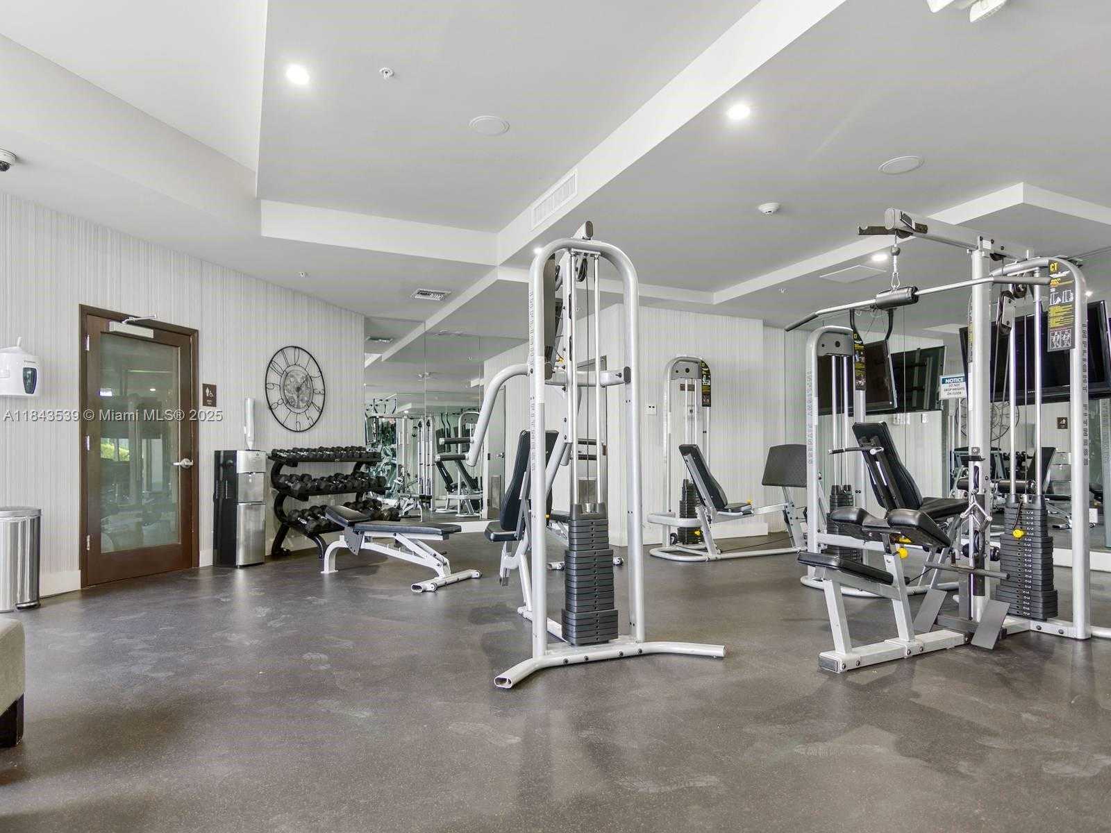 Small Image of 2100 PARK AVE #302, Miami Beach Number 36