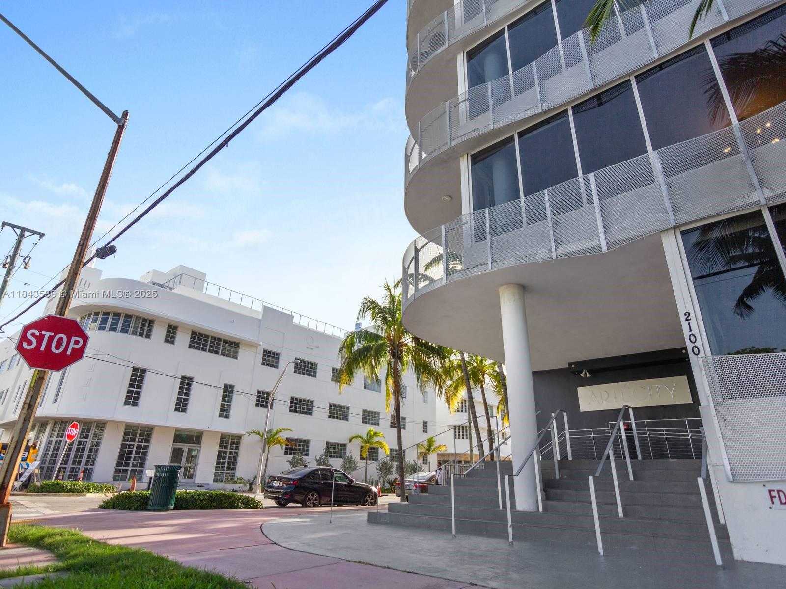 Small Image of 2100 PARK AVE #302, Miami Beach Number 45