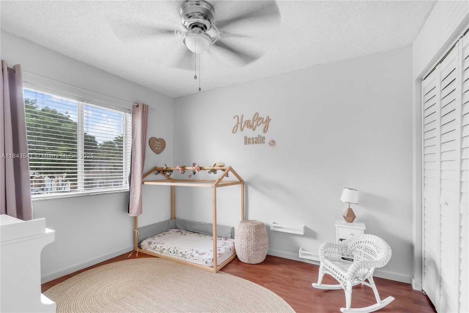 Small Image of 17554 SOUTH WEST 139TH CT, Miami Number 15