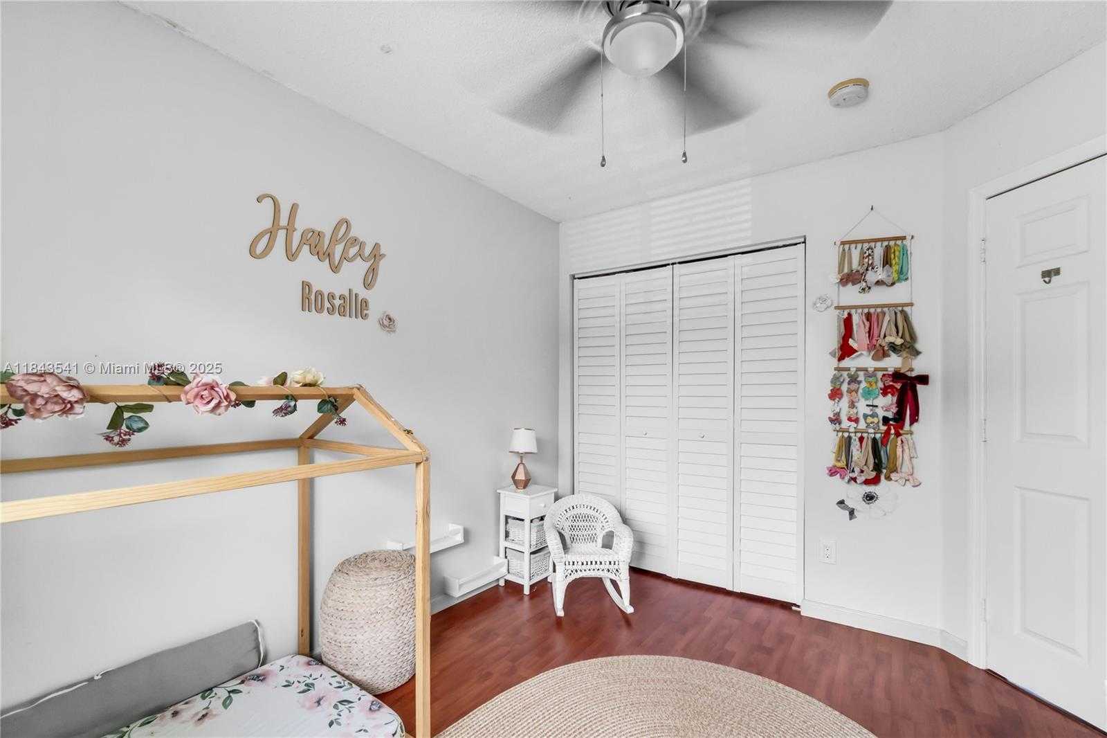 Small Image of 17554 SOUTH WEST 139TH CT, Miami Number 16