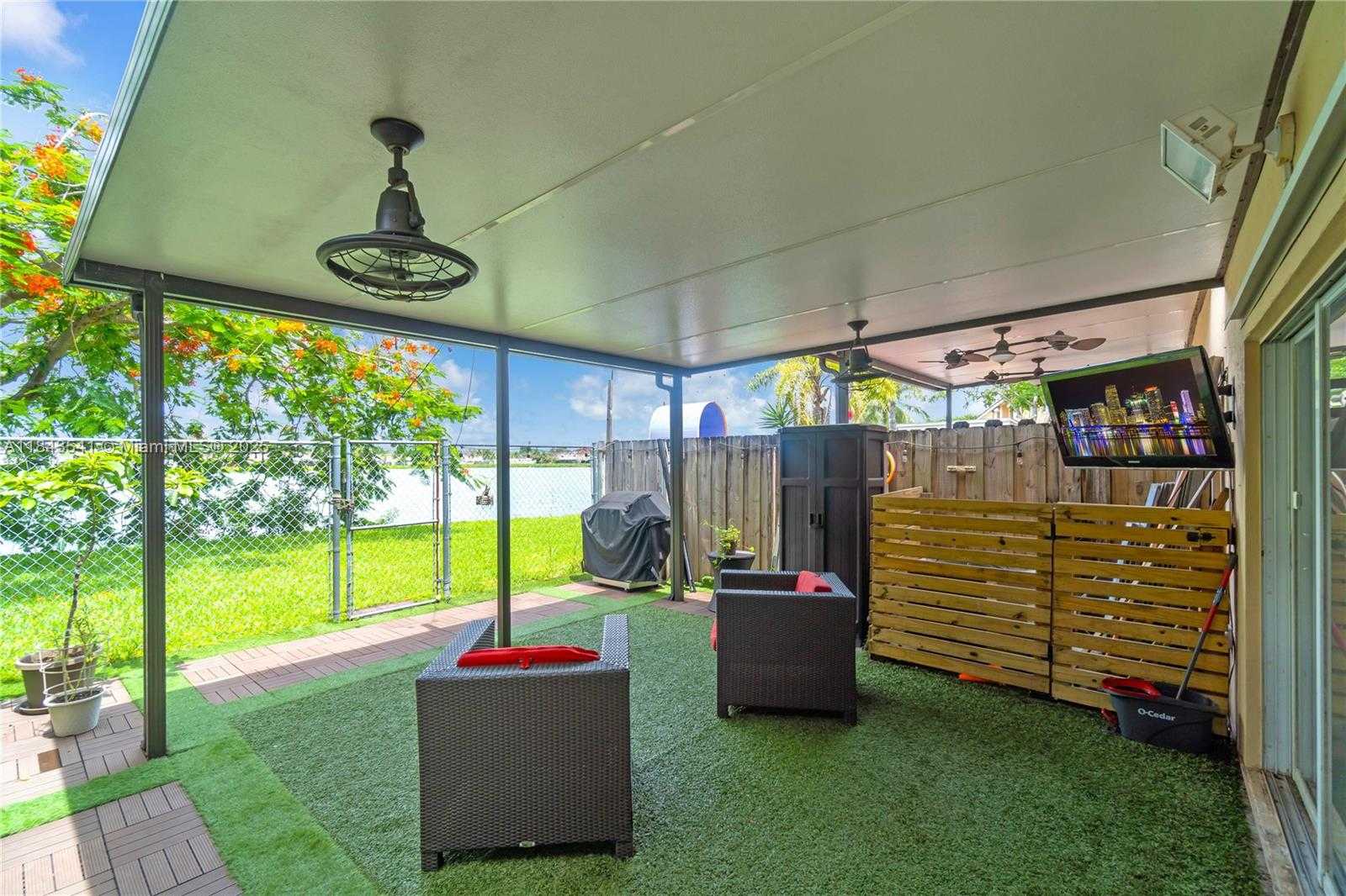 Small Image of 17554 SOUTH WEST 139TH CT, Miami Number 28