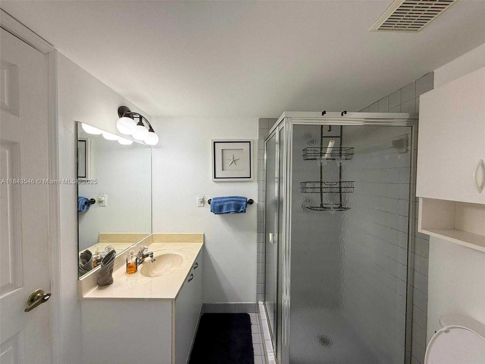 Small Image of 17801 NORTH BAY RD #302, Sunny Isles Beach Number 10