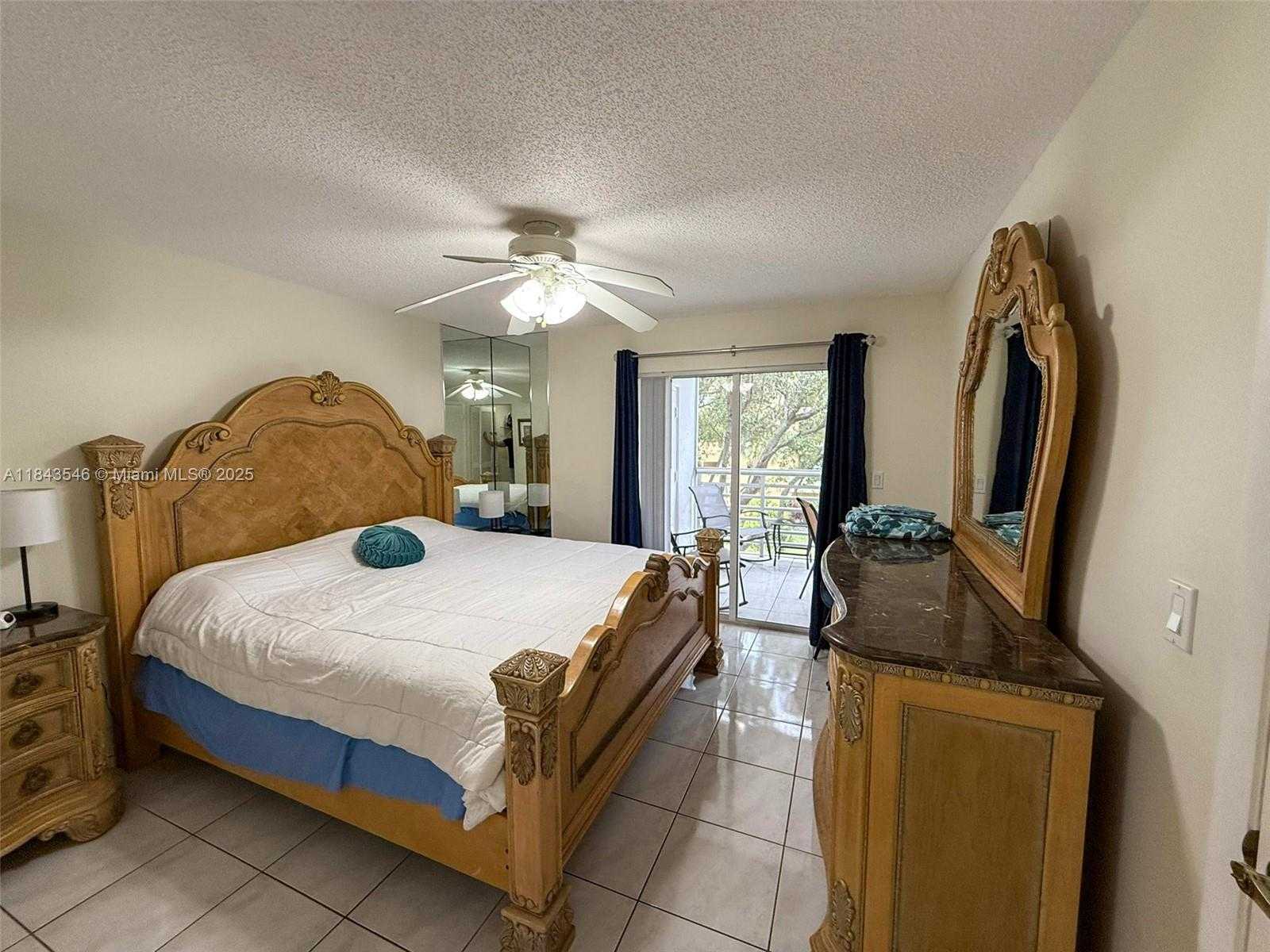 Small Image of 17801 NORTH BAY RD #302, Sunny Isles Beach Number 11
