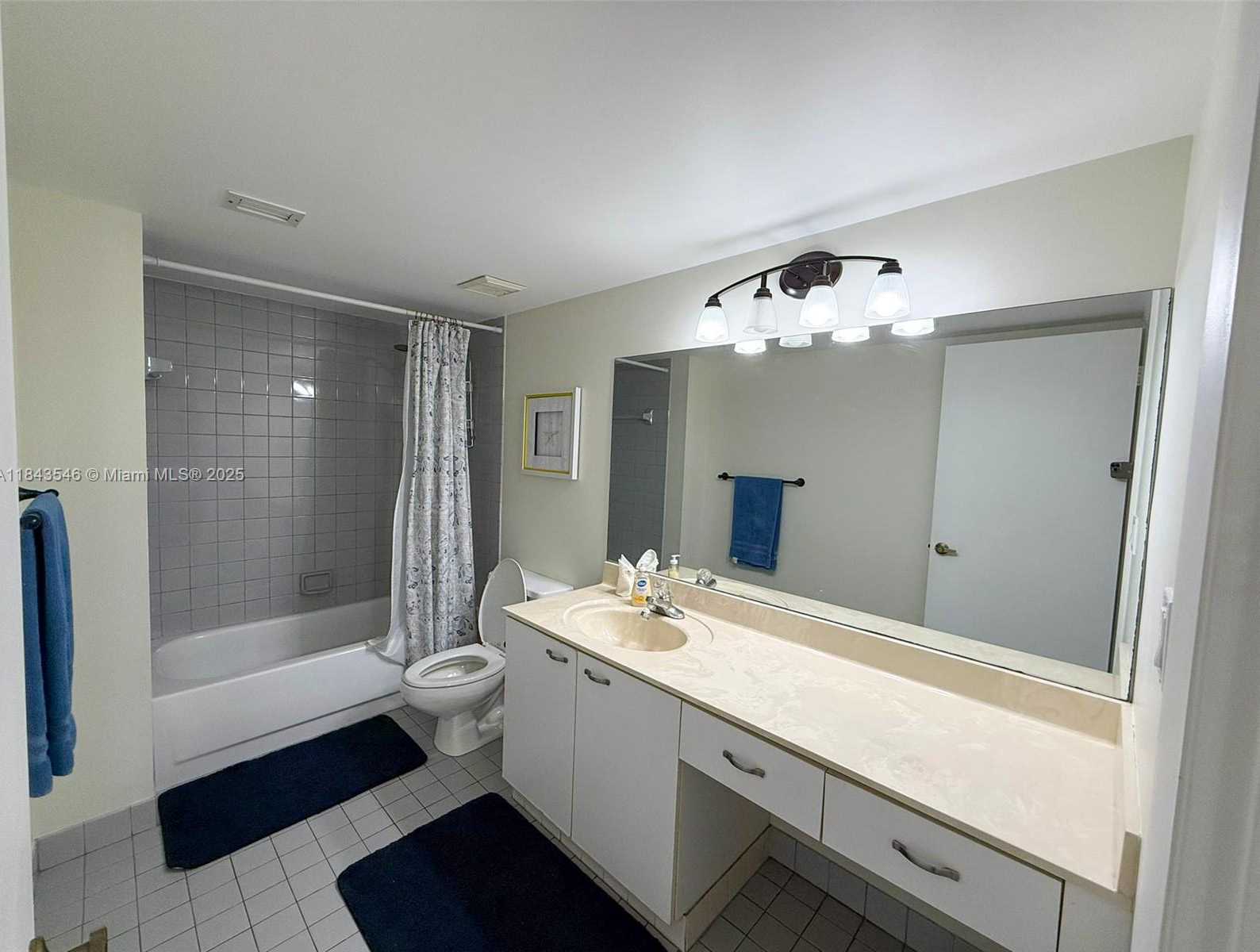 Small Image of 17801 NORTH BAY RD #302, Sunny Isles Beach Number 13