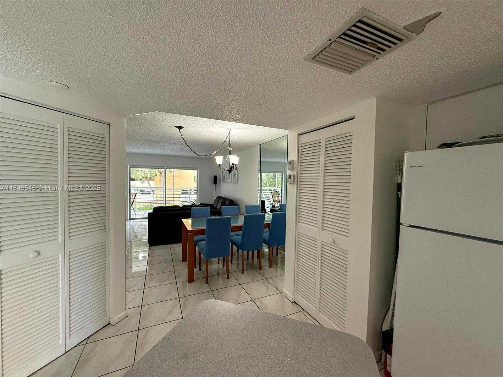 Small Image of 17801 NORTH BAY RD #302, Sunny Isles Beach Number 7
