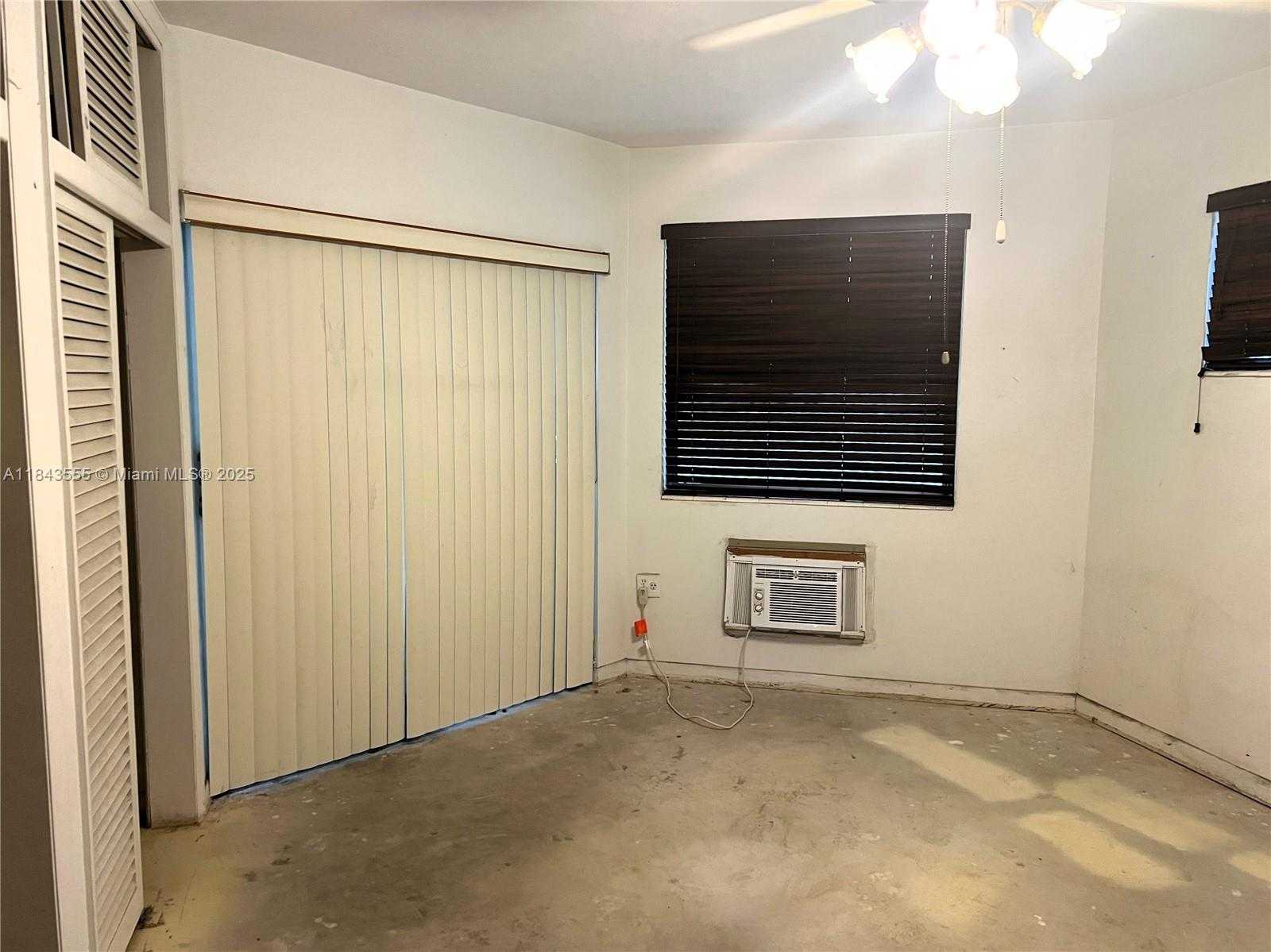 Small Image of 18760 NORTH EAST 18TH AVE #235, Miami Number 3