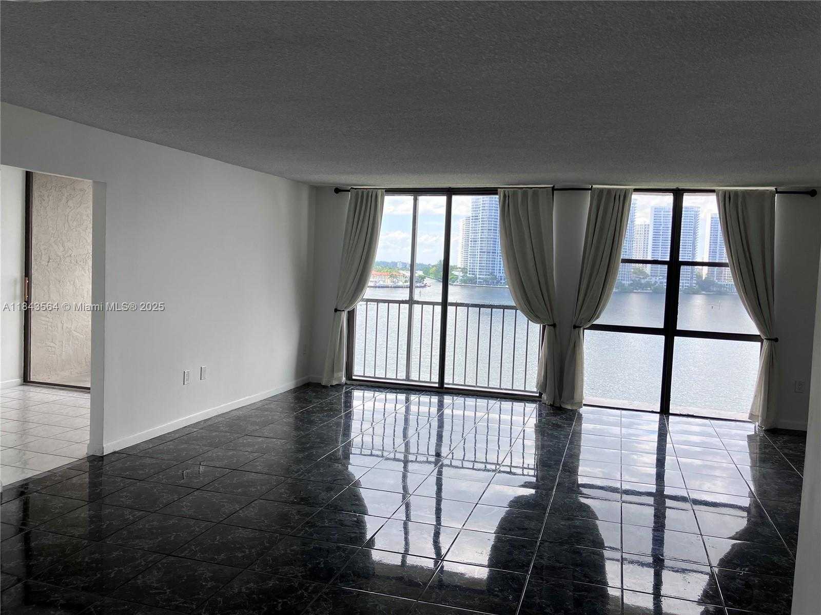 Small Image of 17500 NORTH BAY RD #S707, Sunny Isles Beach Number 8