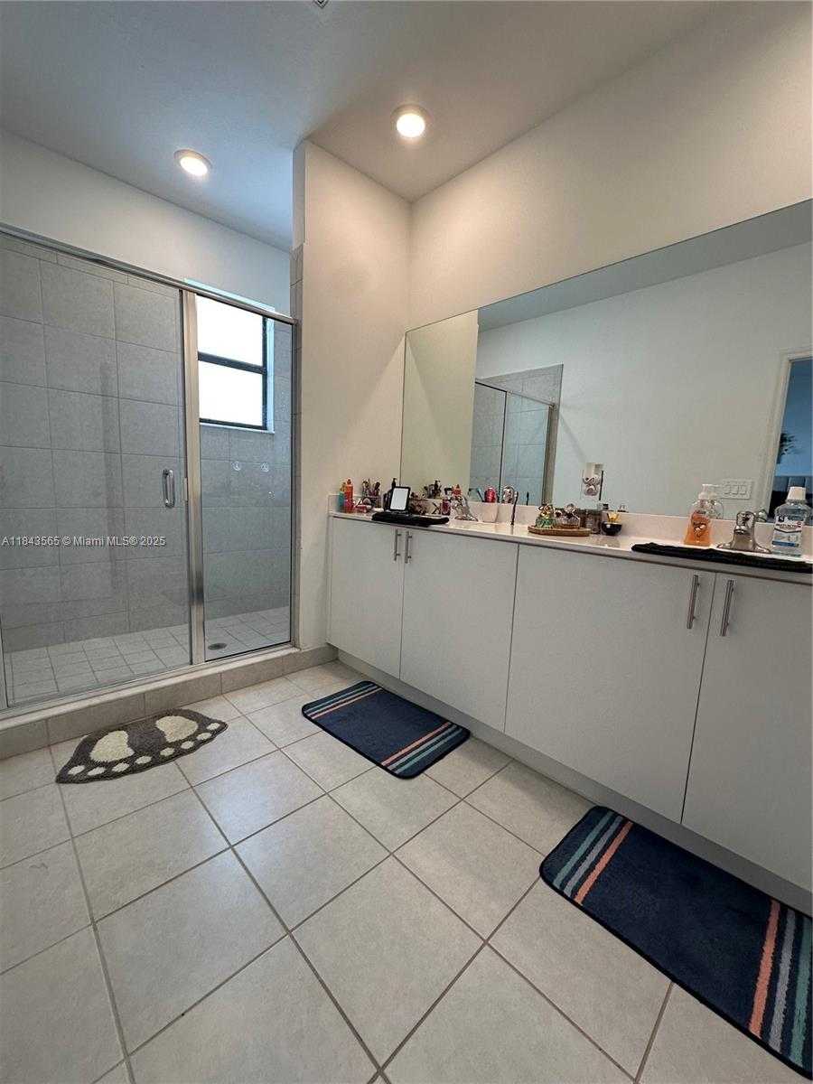 Small Image of 24702 SOUTH WEST 119TH CT, Homestead Number 10