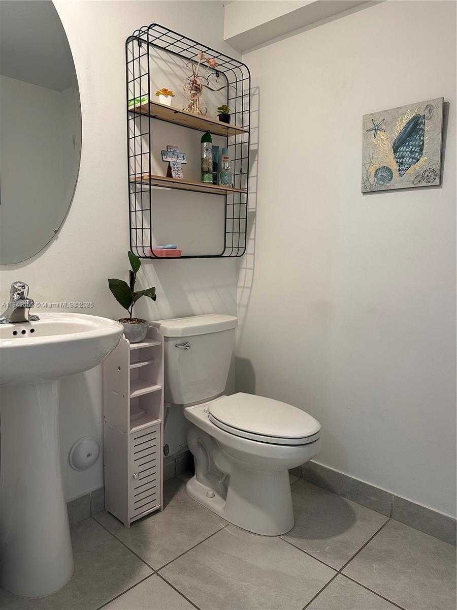 Small Image of 24702 SOUTH WEST 119TH CT, Homestead Number 11