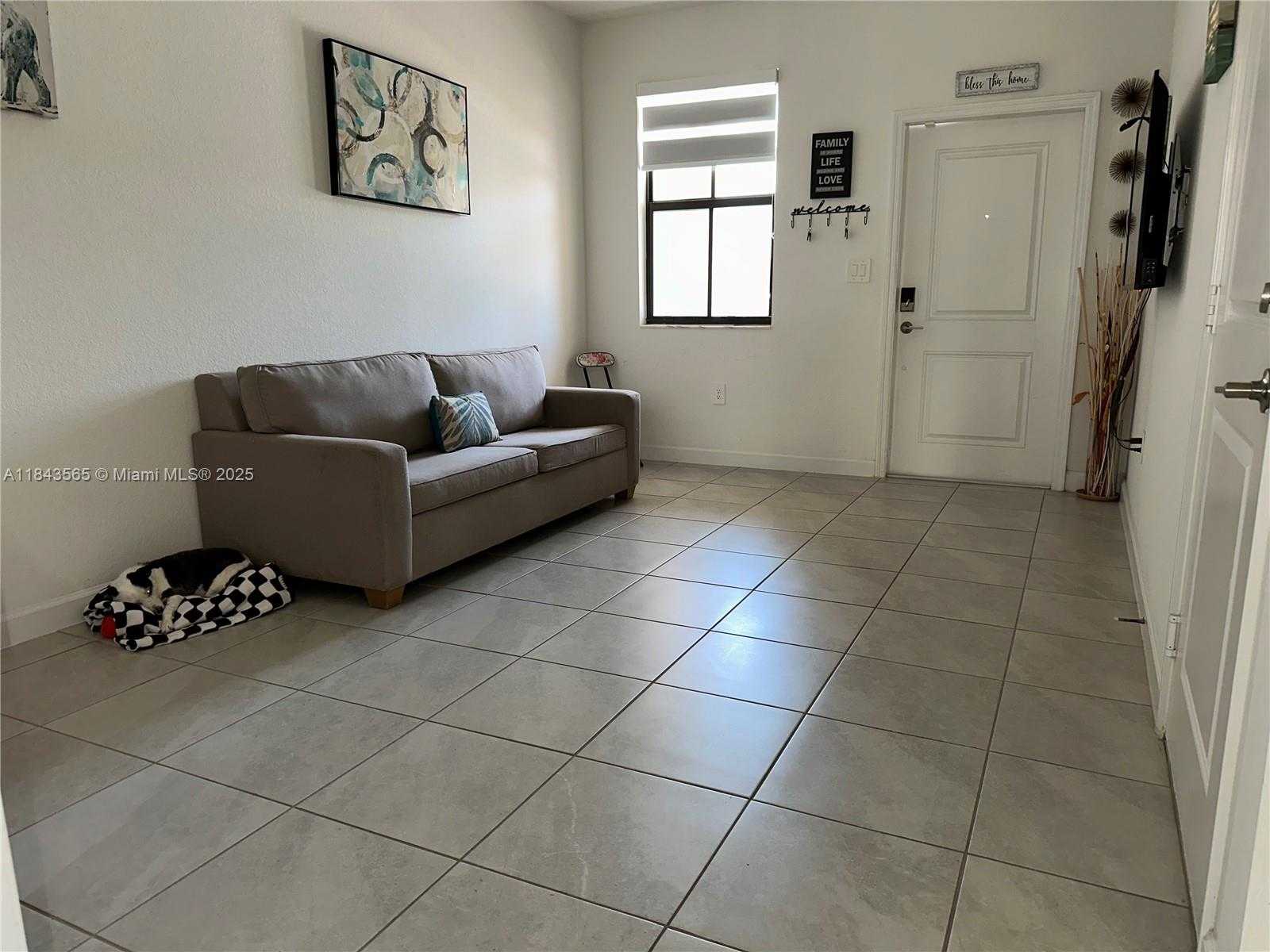 Small Image of 24702 SOUTH WEST 119TH CT, Homestead Number 4