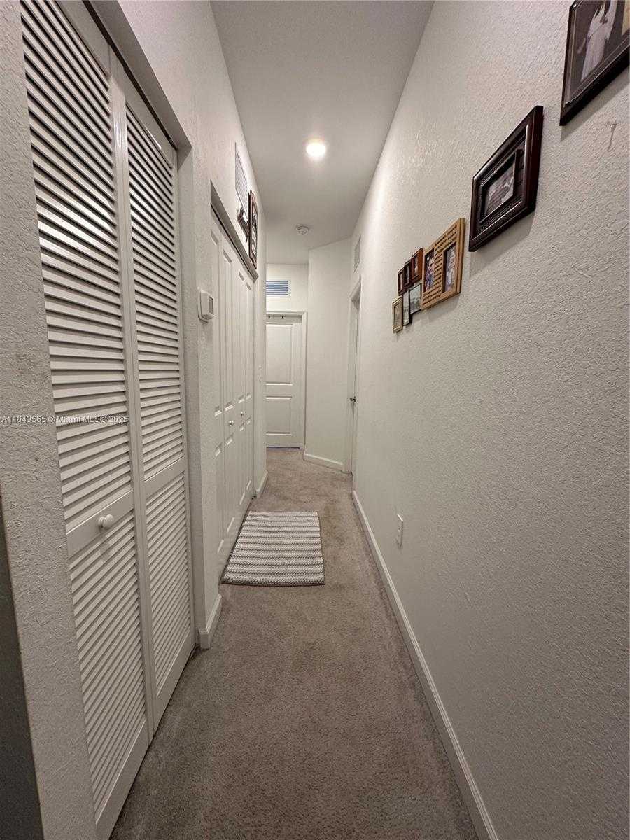 Small Image of 24702 SOUTH WEST 119TH CT, Homestead Number 8