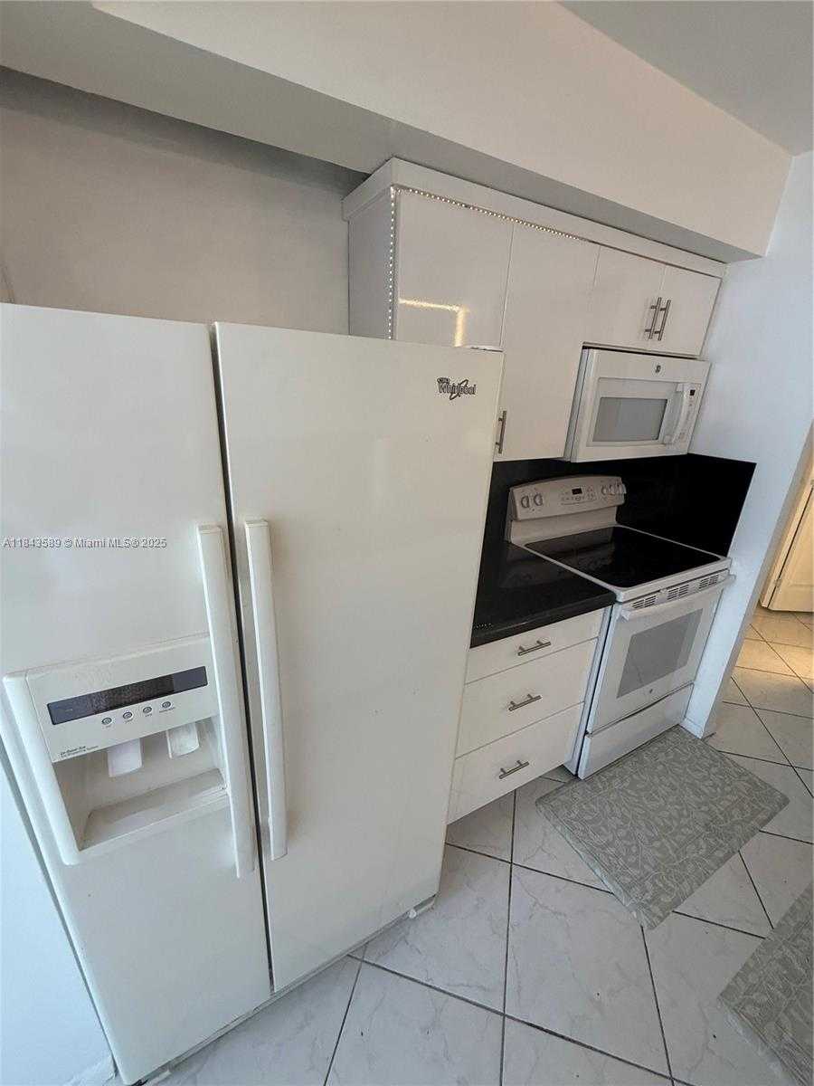 Small Image of 231 174TH ST #1611, Sunny Isles Beach Number 15